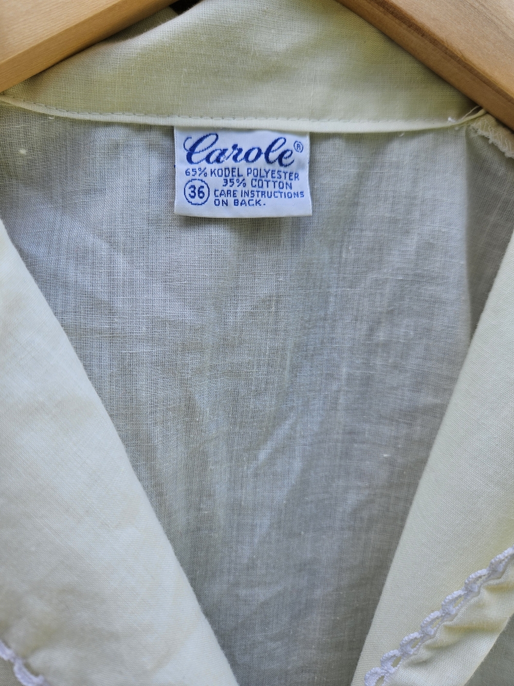Vintage Carole Butter Yellow Short-Sleeve Pajama Top with Lace Trim - Picture 3 of 4